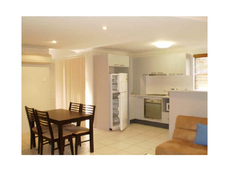 6/6 Freshwater Drive, Douglas QLD 4814