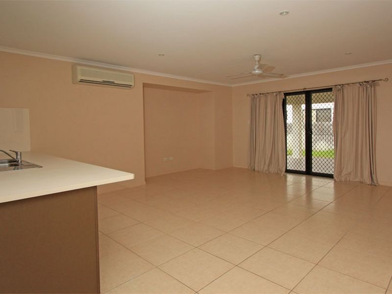 1 Kroymans Drive, Mount Louisa QLD 4814