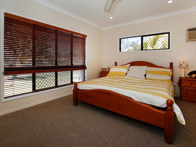 12 Riovista Way, Kirwan QLD 4817