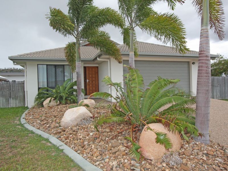 1 Kroymans Drive, Mount Louisa QLD 4814