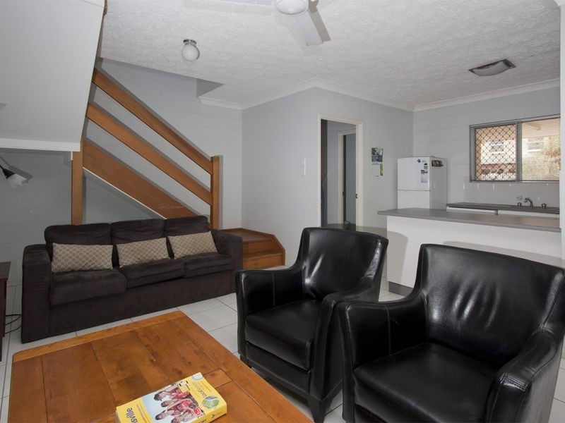 4/7 McIlwraith Street, South Townsville QLD 4810