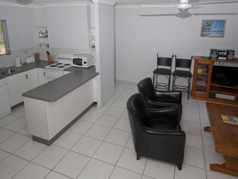 4/7 McIlwraith Street, South Townsville QLD 4810