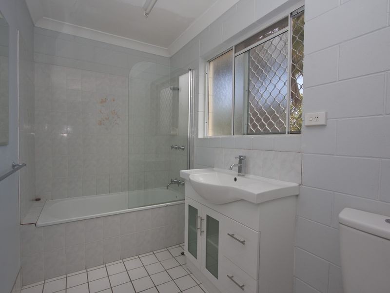 4/7 McIlwraith Street, South Townsville QLD 4810