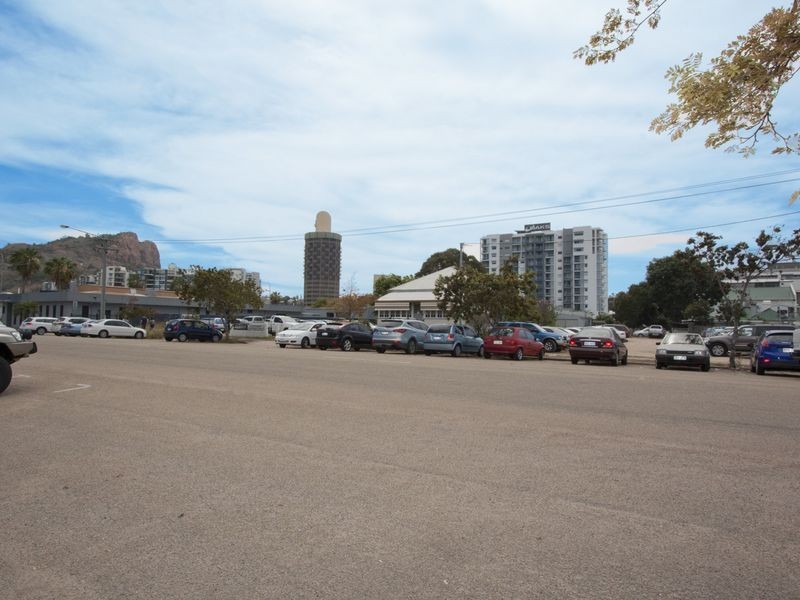 4/7 McIlwraith Street, South Townsville QLD 4810