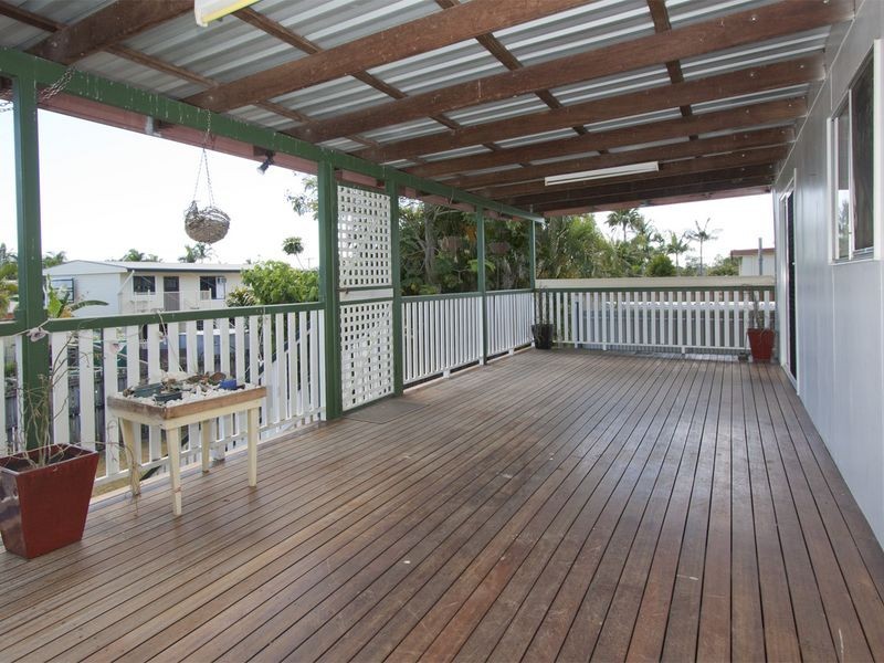 9 Macfarlane Street, Wulguru QLD 4811