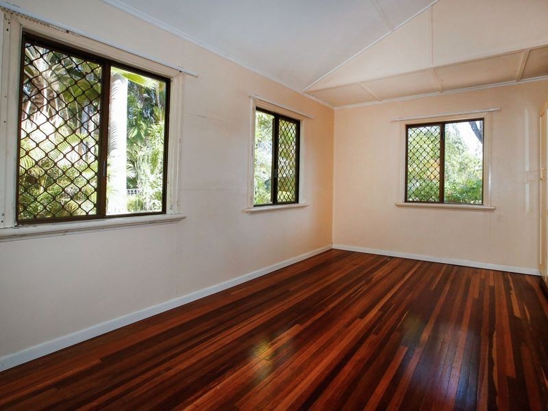 5 Hopkins Street, Currajong QLD 4812