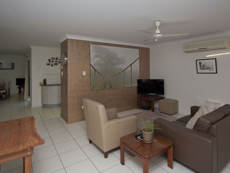 28 Wexford Crescent, Mount Low QLD 4818