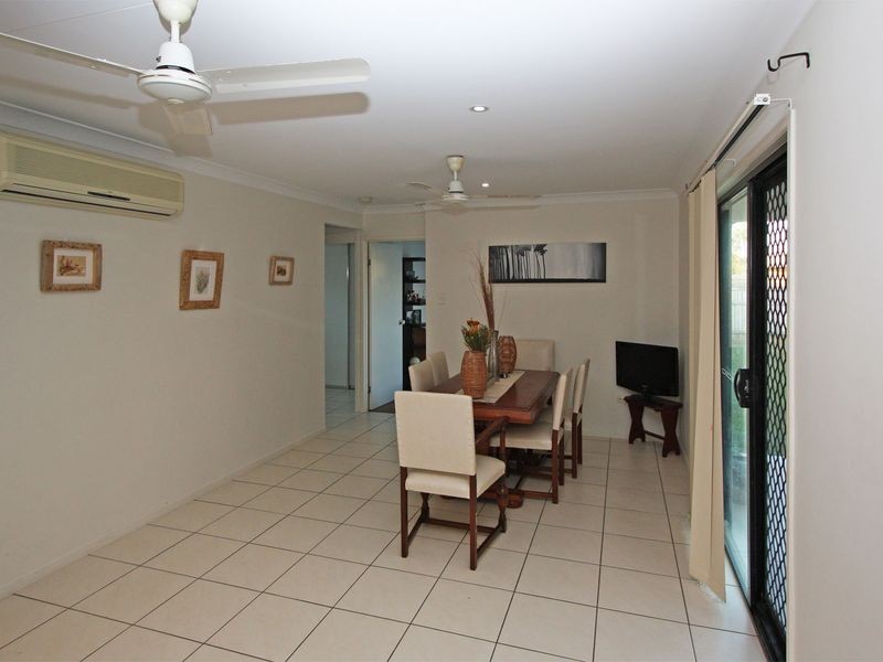 28 Wexford Crescent, Mount Low QLD 4818