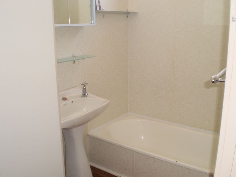 27B Mcbride Street, Kirwan QLD 4817