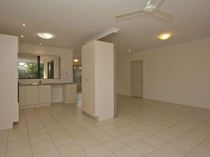 1 Summerland Drive, Deeragun QLD 4818