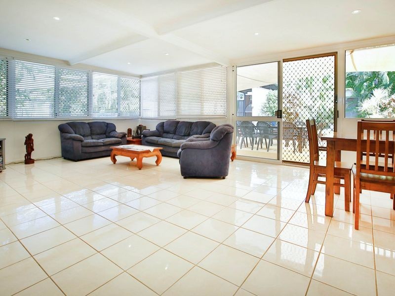 13 Corella Crescent, Mount Louisa QLD 4814