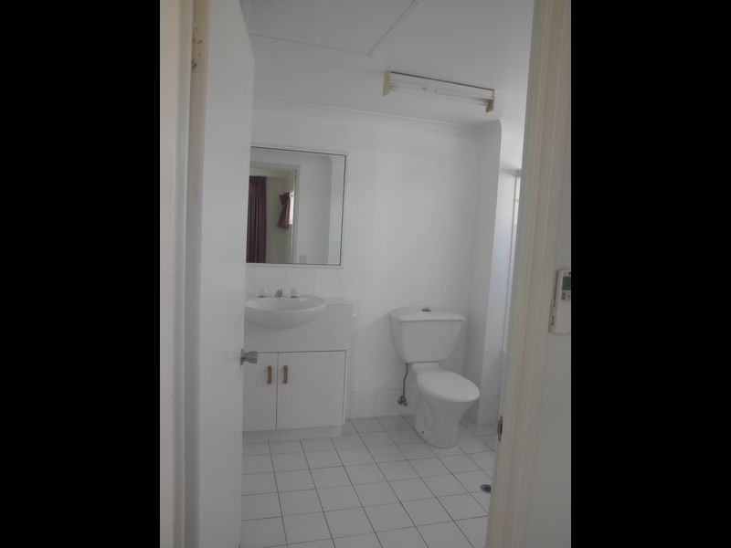 2b/3-7 The Strand ***, North Ward QLD 4810