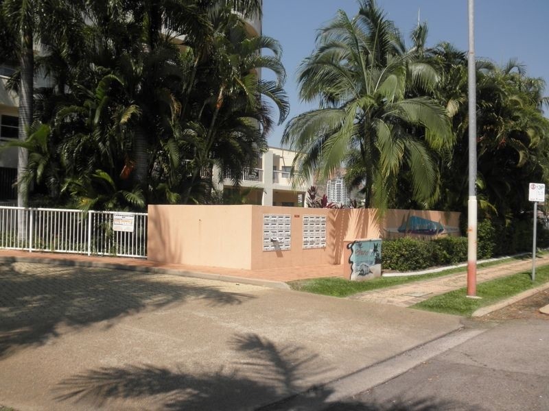 2b/3-7 The Strand ***, North Ward QLD 4810