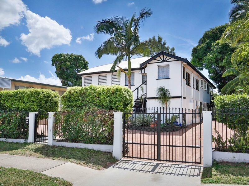 9 Bayswater Terrace, Hyde Park QLD 4812