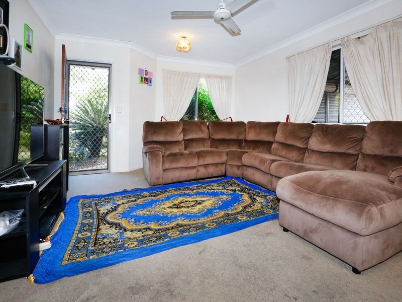 2 Sandstone Drive, Kirwan QLD 4817