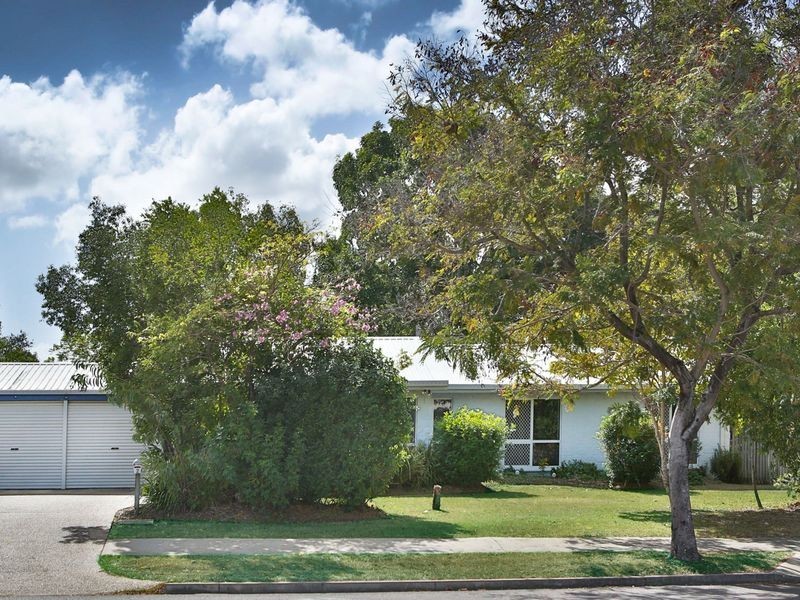 2 Sandstone Drive, Kirwan QLD 4817