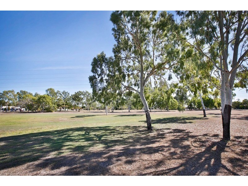 15 Warland Street, Kirwan QLD 4817