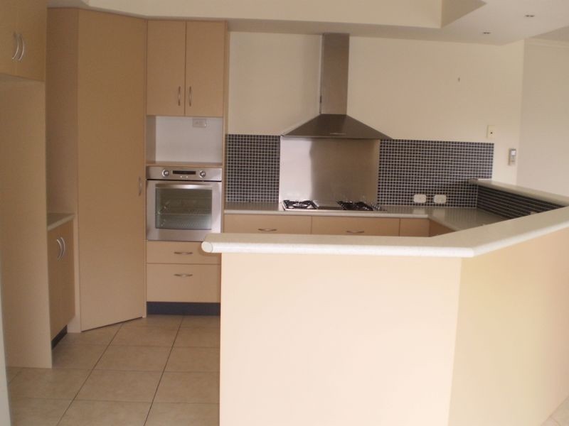 7 Viewpoint Terrace ***, Idalia QLD 4811