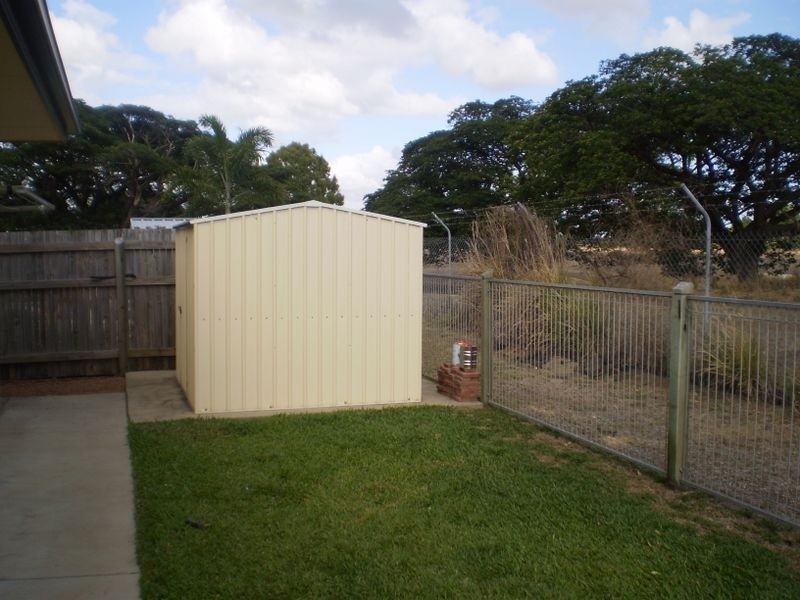 7 Viewpoint Terrace ***, Idalia QLD 4811