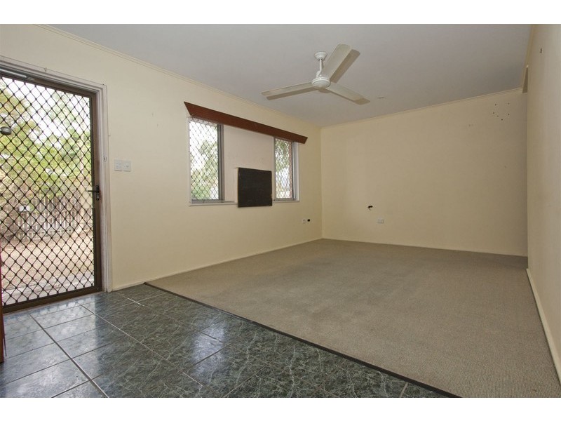 19 Sweet Street, Mundingburra QLD 4812