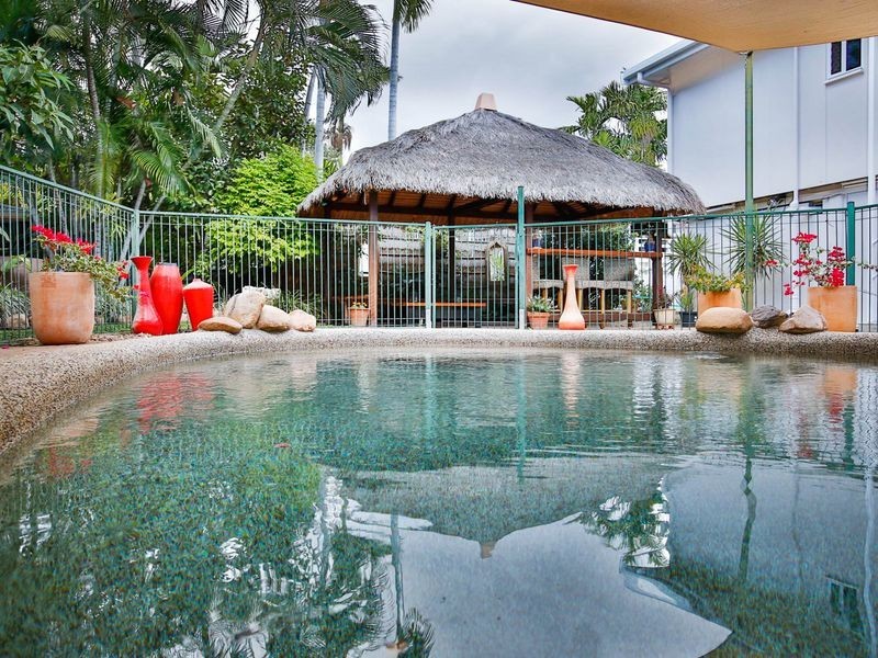 4 Platt Court, Cranbrook QLD 4814