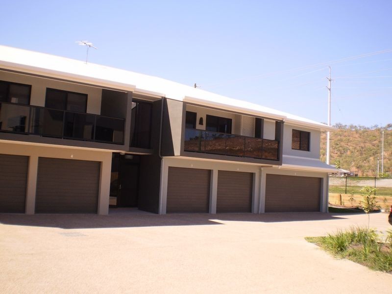11/321-341 Angus Smith Drive, Douglas QLD 4814