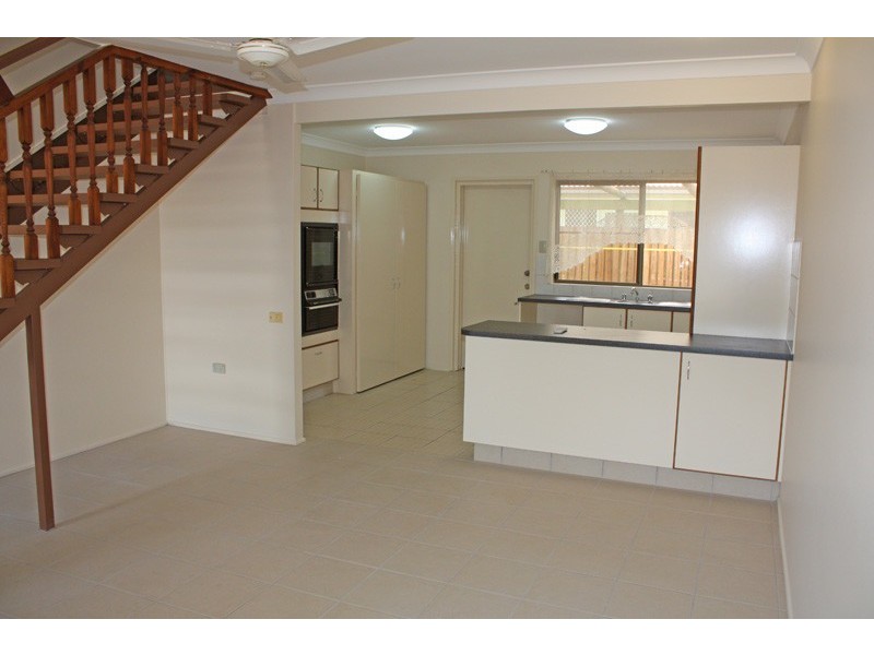 2/63 Arthur Street, Aitkenvale QLD 4814