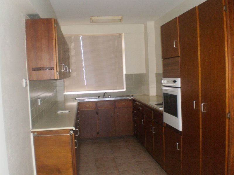 2/23A Cleveland Terrace ***, North Ward QLD 4810