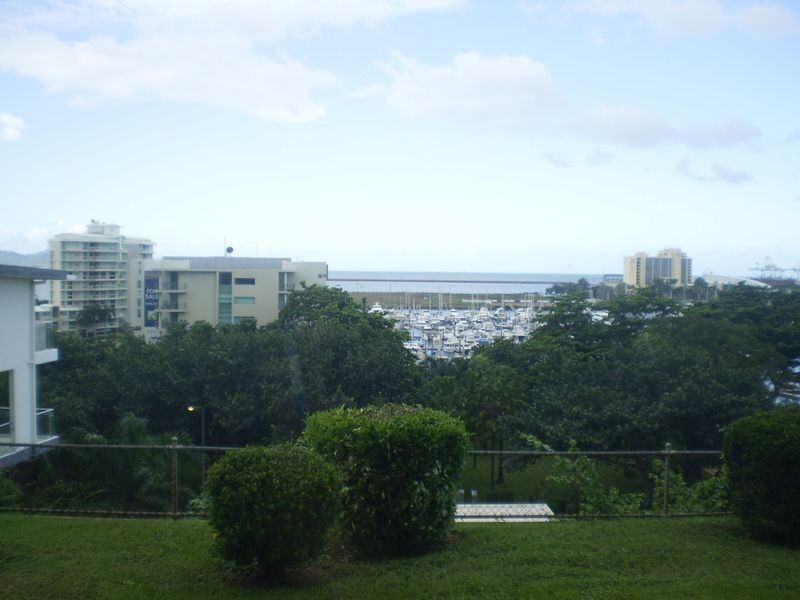 2/23A Cleveland Terrace ***, North Ward QLD 4810