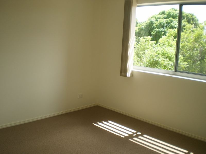 12/13 Albert Street ***, Cranbrook QLD 4814