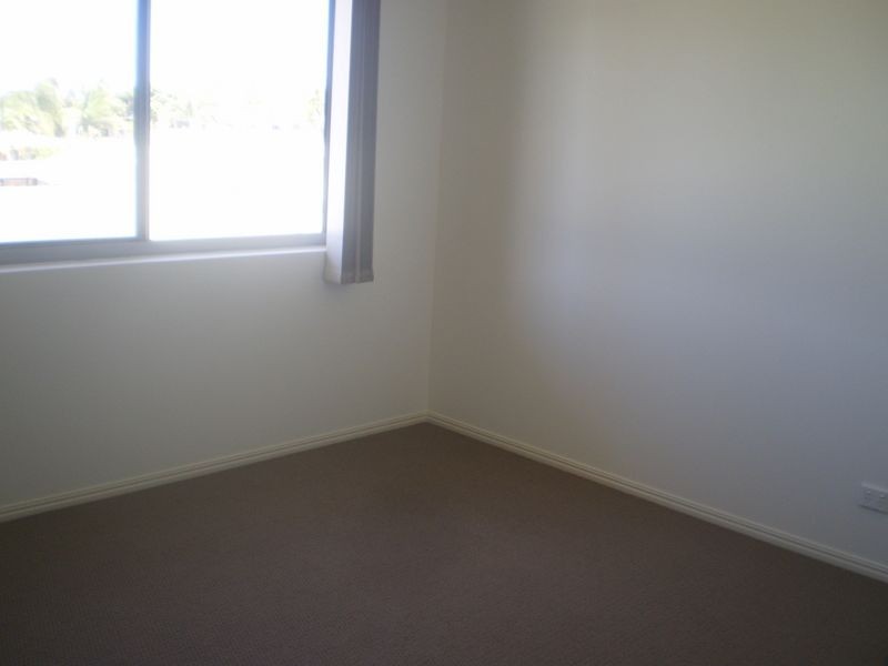 12/13 Albert Street ***, Cranbrook QLD 4814