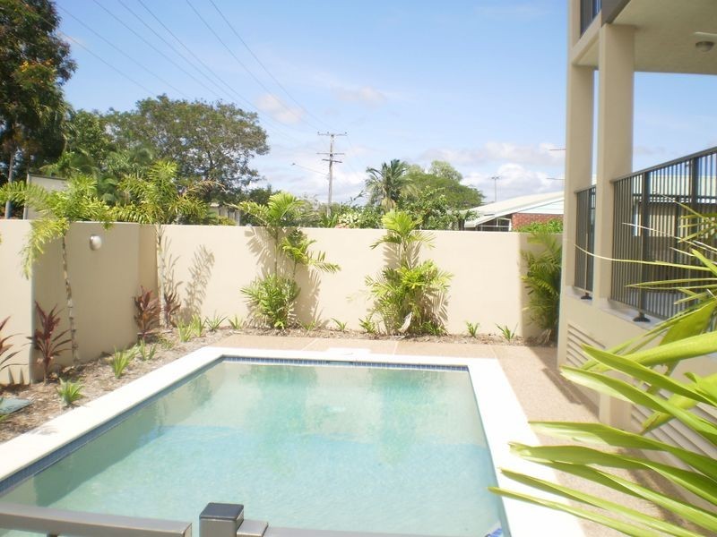12/13 Albert Street ***, Cranbrook QLD 4814