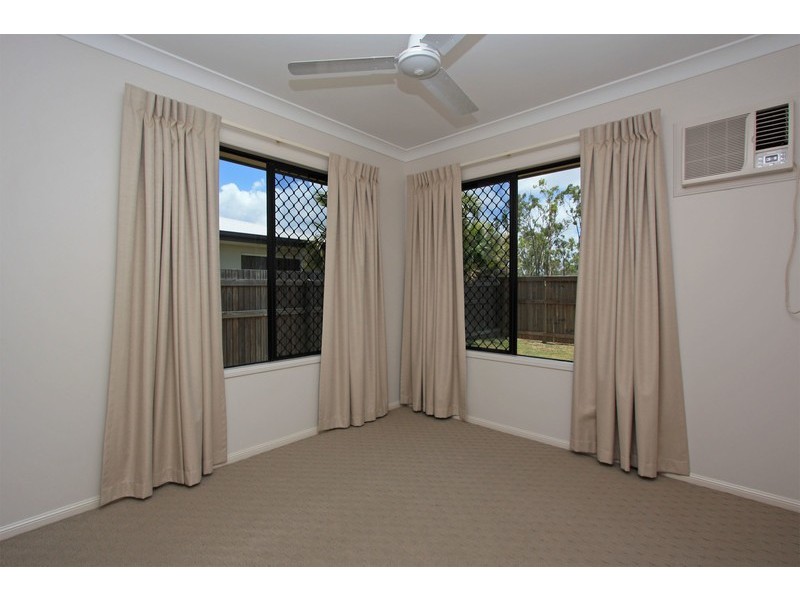 Bohle Plains QLD 4817