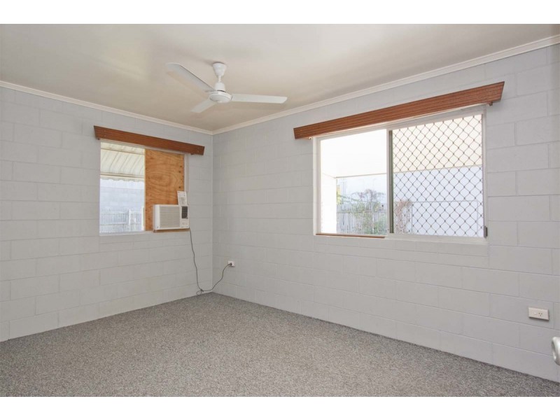 2/3 Ash Street, Kirwan QLD 4817