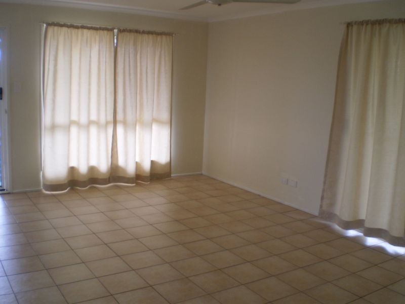 9 Geoffrey Court ***, Rasmussen QLD 4815