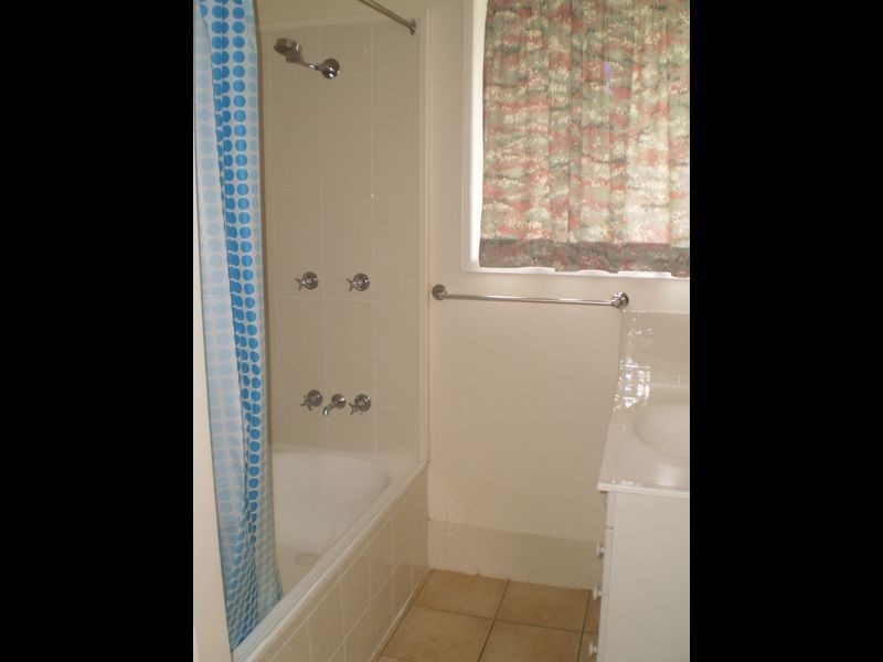 9 Geoffrey Court ***, Rasmussen QLD 4815