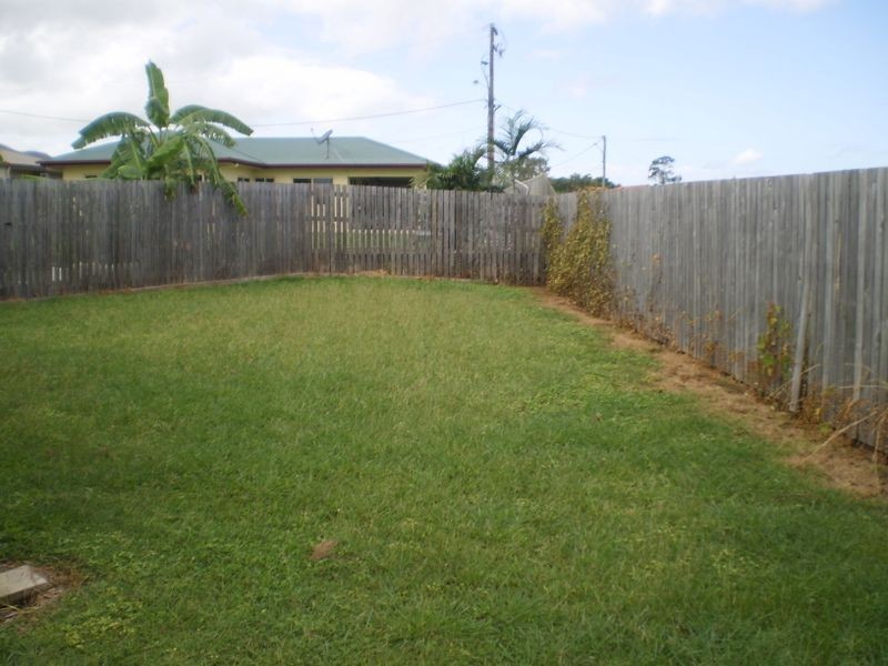 9 Geoffrey Court ***, Rasmussen QLD 4815