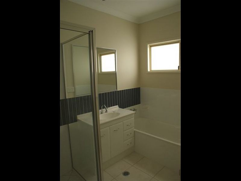 5 Yammacutta Court, Burdell QLD 4818