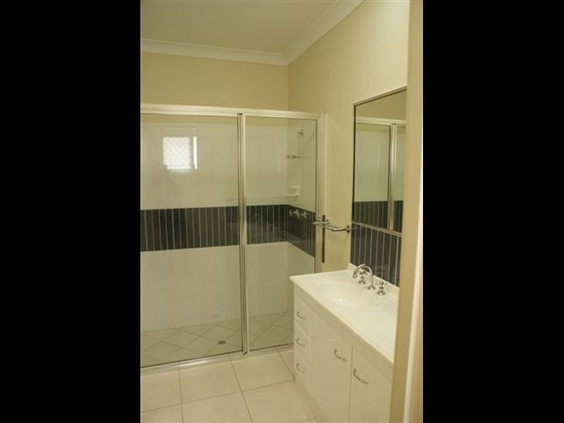 5 Yammacutta Court, Burdell QLD 4818