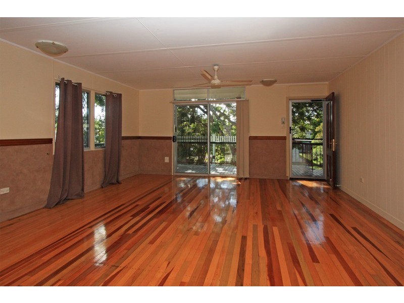 31 Etheridge Street, Mount Louisa QLD 4814