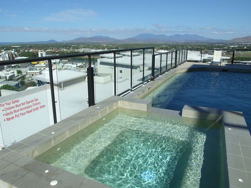 19/209 Wills Street, Townsville QLD 4810