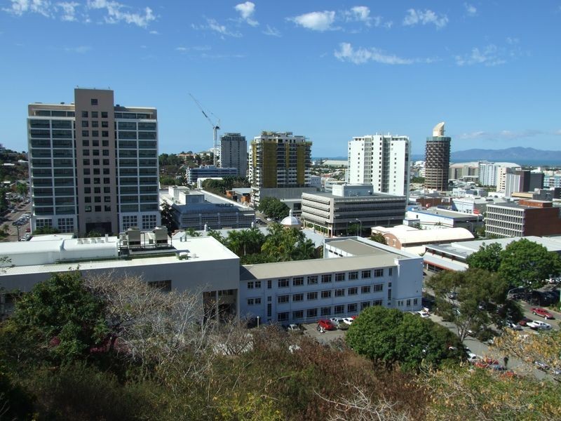 19/209 Wills Street, Townsville QLD 4810