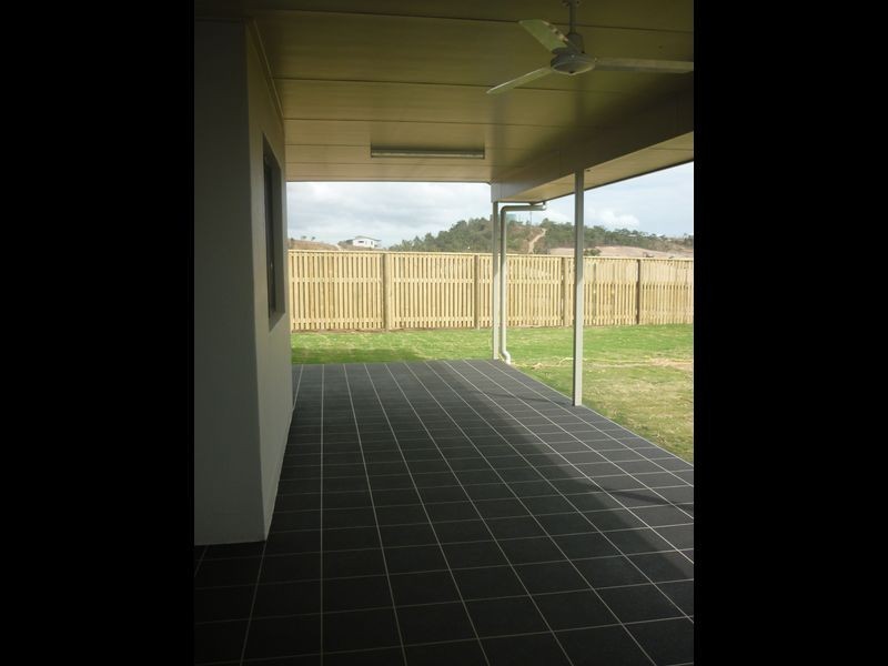 293 Channel Street ***, Bushland Beach QLD 4818