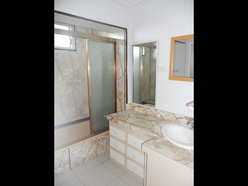 Mount Louisa QLD 4814