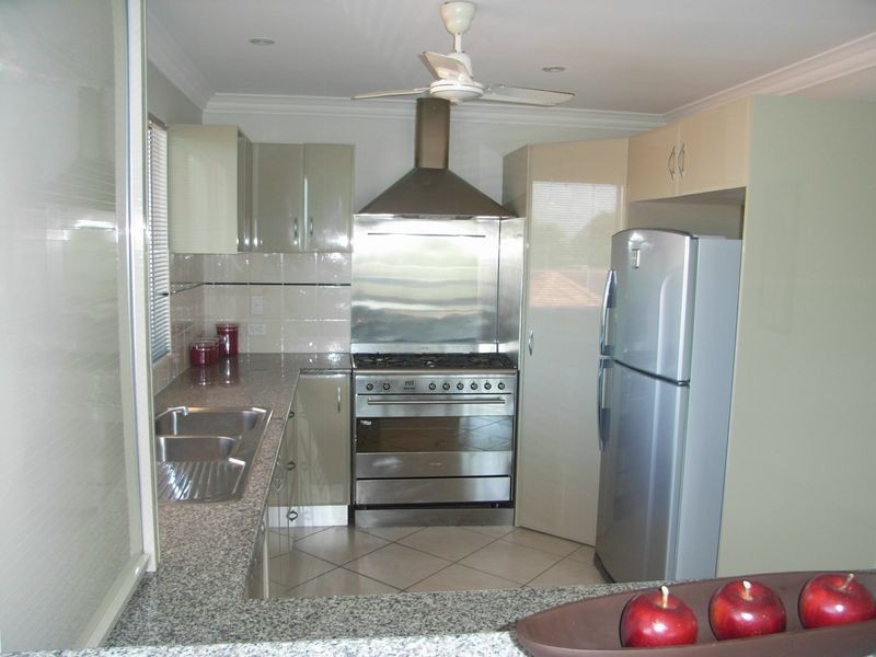 4/120 The Strand ***, North Ward QLD 4810