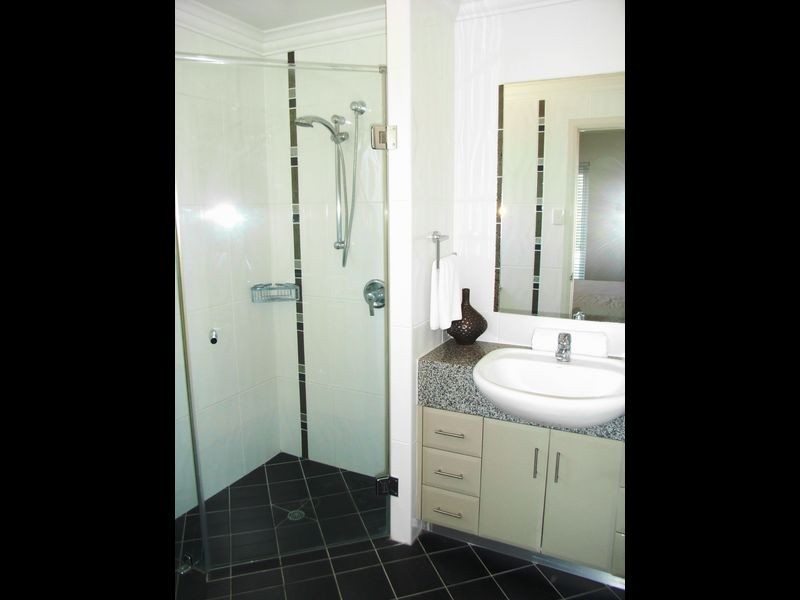 4/120 The Strand ***, North Ward QLD 4810