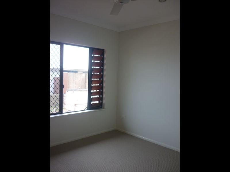 11 Yanooa Court, Bushland Beach QLD 4818