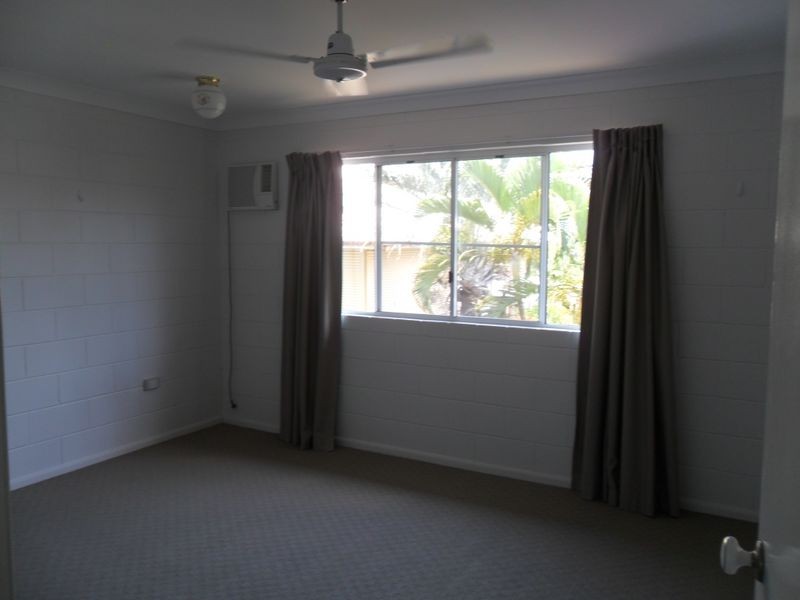 4/16 Marks Street, Hermit Park QLD 4812