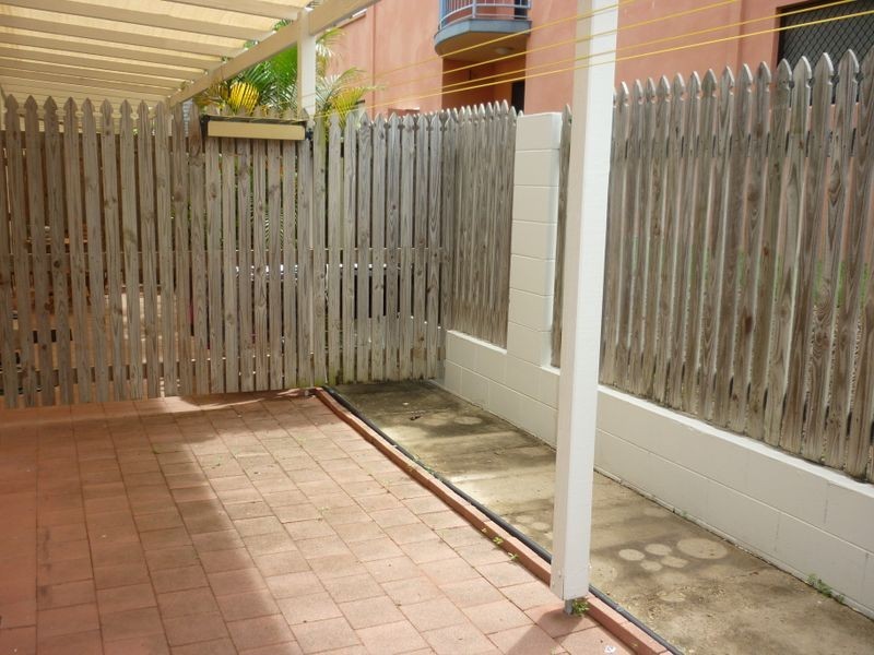 1/181 Mitchell Street ***, North Ward QLD 4810