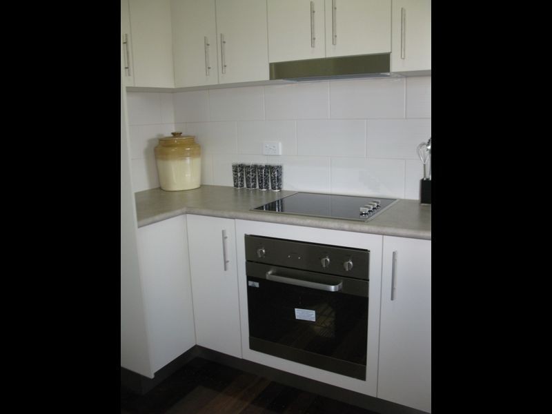 15 Hugh Street ***, West End QLD 4810